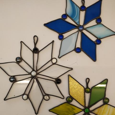 KERST  ARRANGEMENTEN:  WORKSHOP glas in lood INCLUSIEF HIGH TEA IN KERSTSFEER
