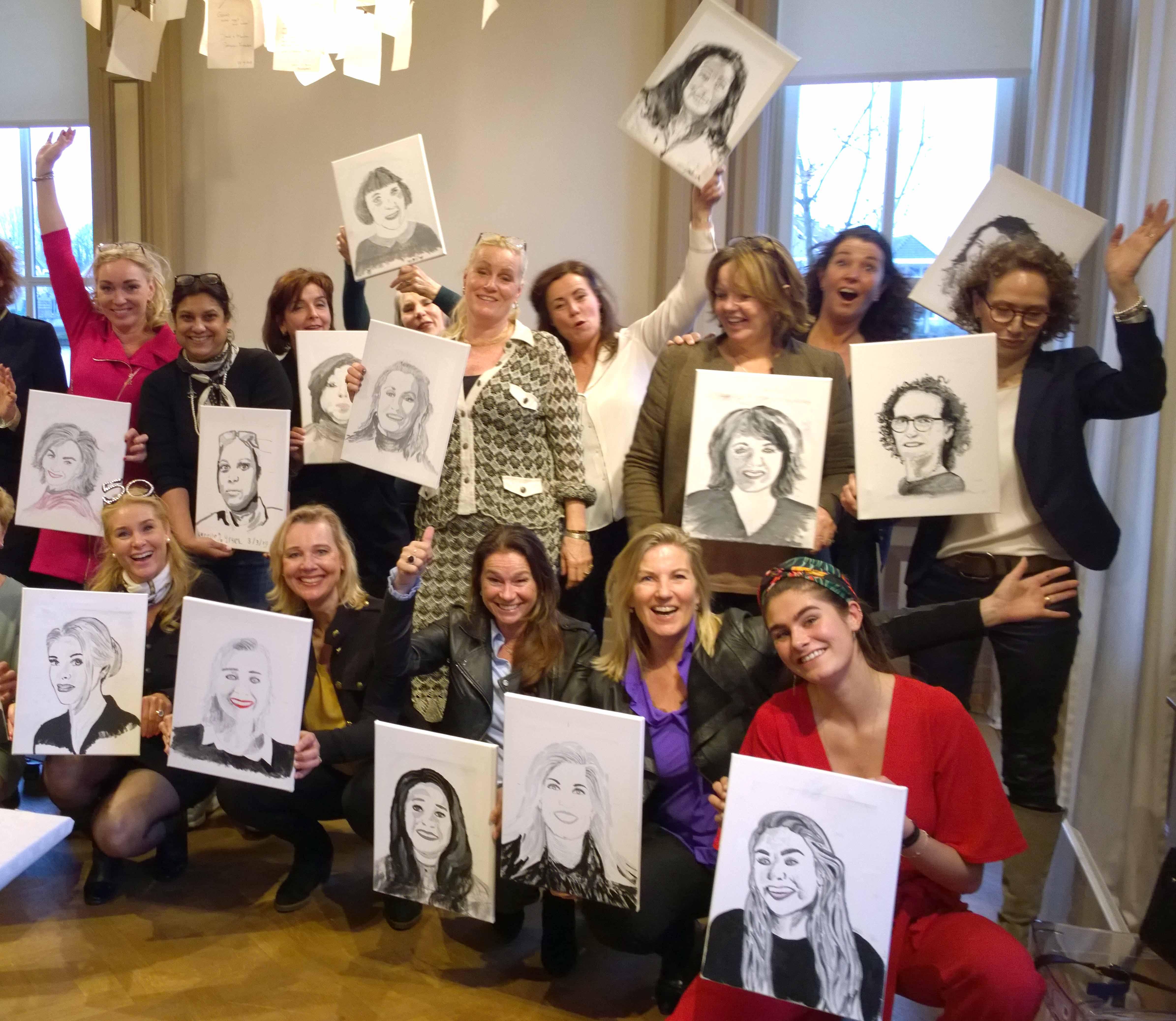 Portret schilderen, workshop in zwart-wit, tof als vrijgezellenfeest, bedrijfsuitje in het centrum den haag, zuid-holland — foto 3