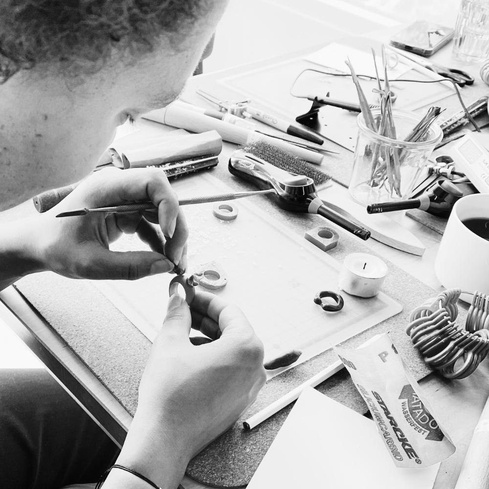 Workshop Wax Carving van een zilveren ring — foto 5