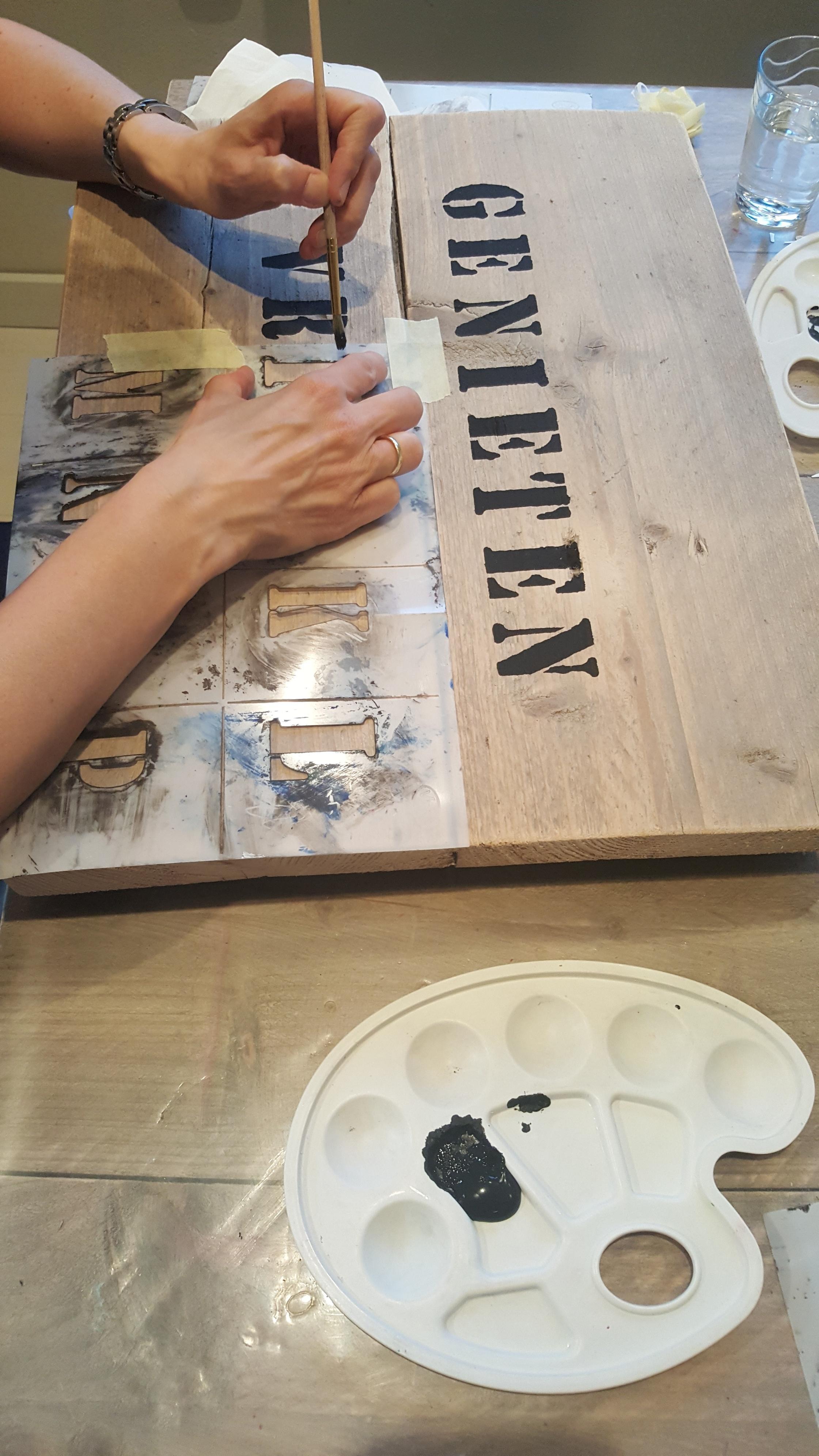 Workshop steigerhouten koffieplateau — foto 2