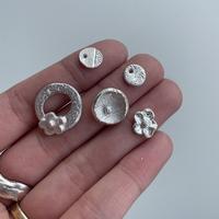 Sieraden workshop, zilveren bedeltjes