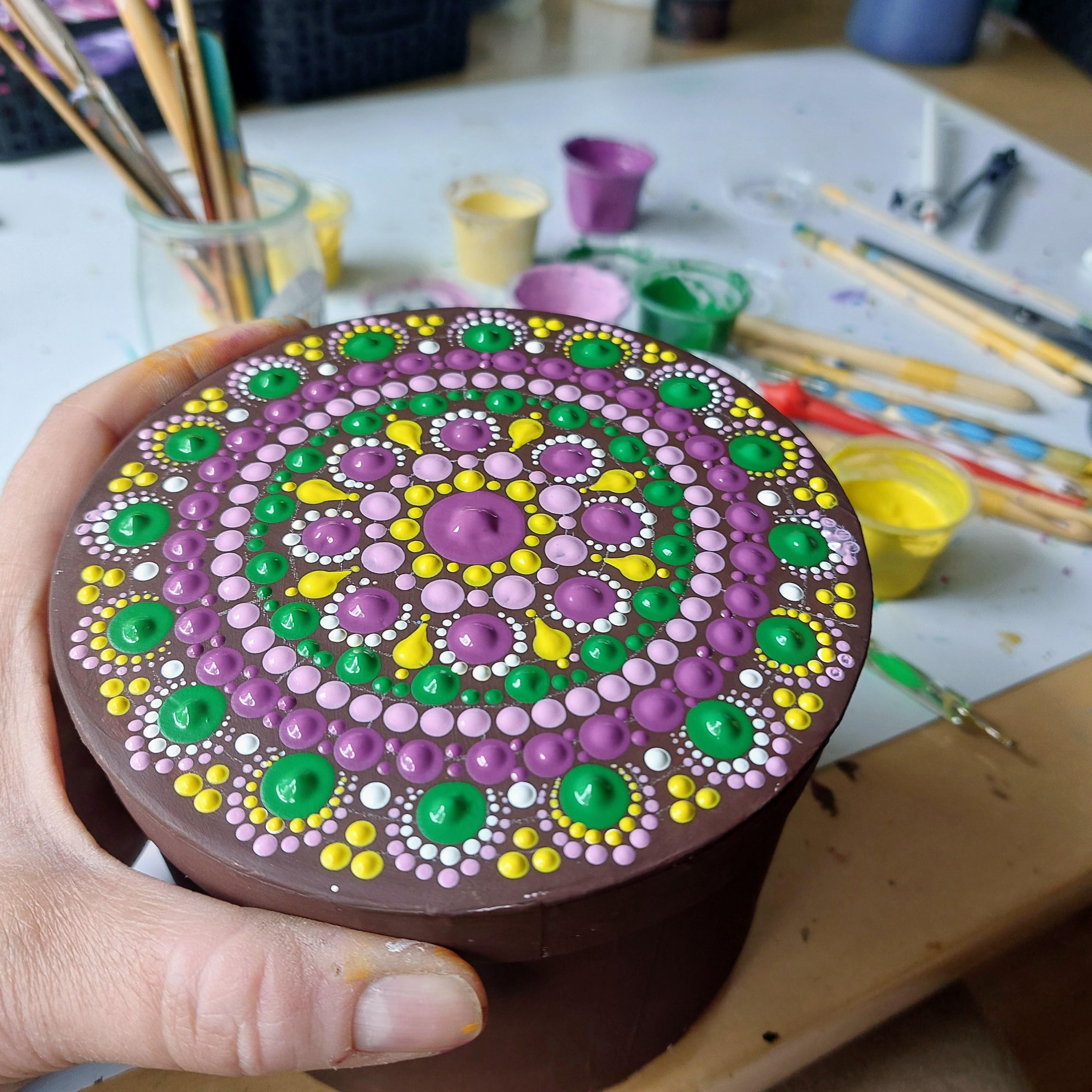 Doosje Dotpainten Herfstworkshop Alkmaar — foto 1