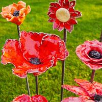 Bloemen maken van keramiek