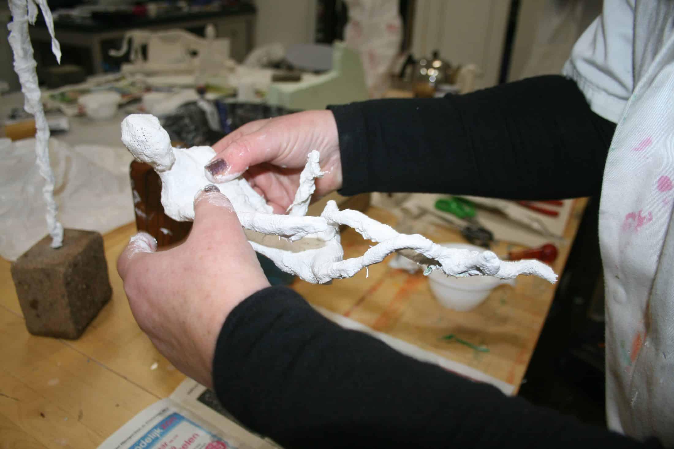 Boetseerworkshop Giacometti; draad&gips — foto 3