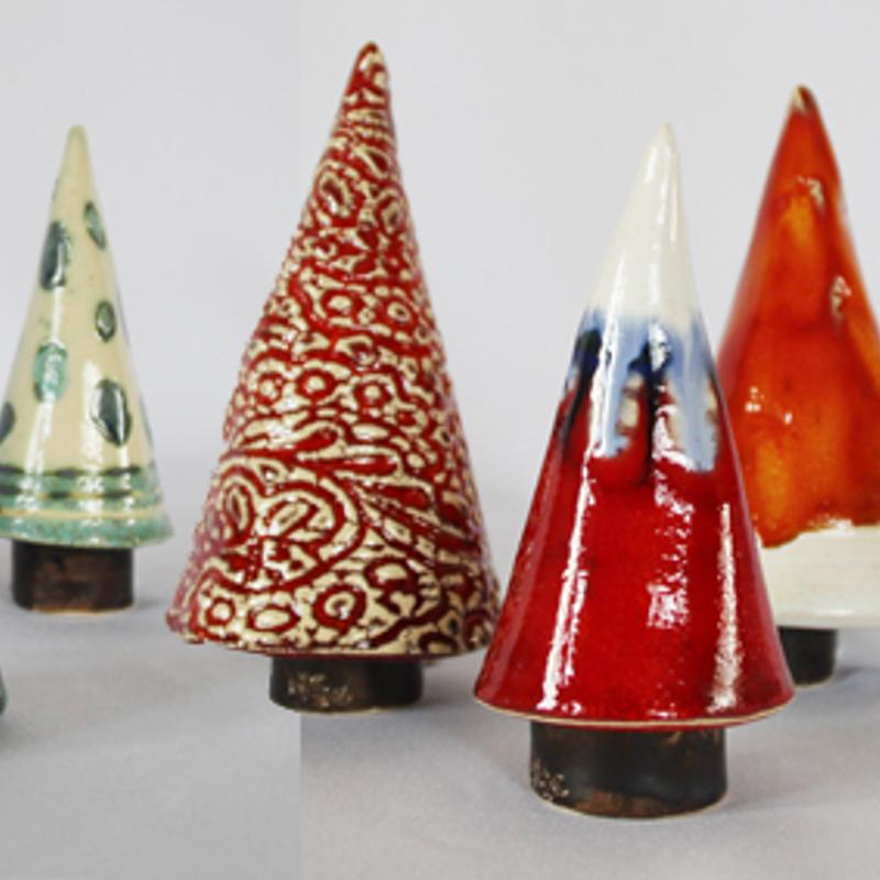 Kerstbomen maken van keramiek