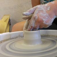 Workshop keramiek: pottenbakken en boetseren
