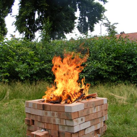 Korte cursus: pitfire en raku stoken
